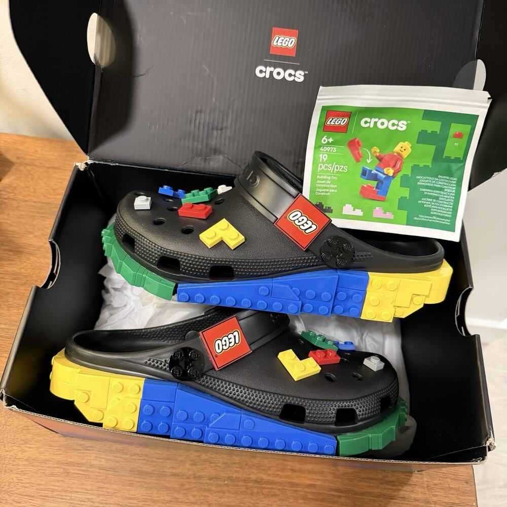 Crocs Lego Mens Size 8 Masterbrand OLX Clog with Jibbitz and Minifigure Women 10